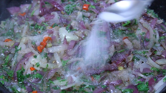 лук репчатый солят