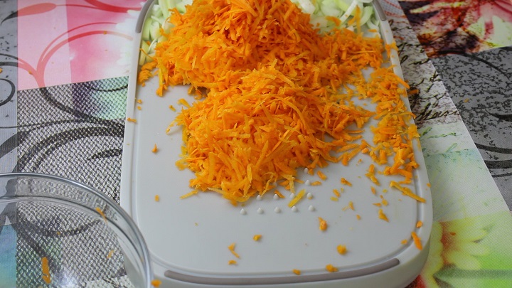 морковь натертая крупной соломкой