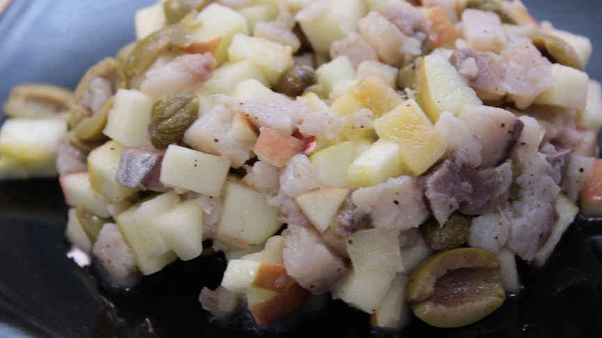 растительное масло смешивают с уксусом