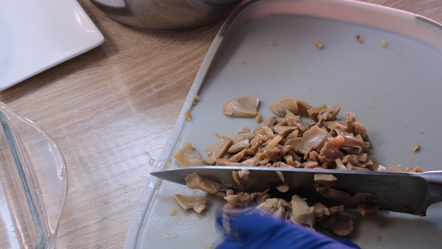 фарш прокрученный через мелкую решетку мясорубки