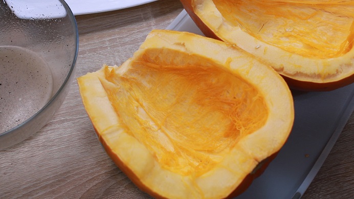 лук репчатый мелко нарезать